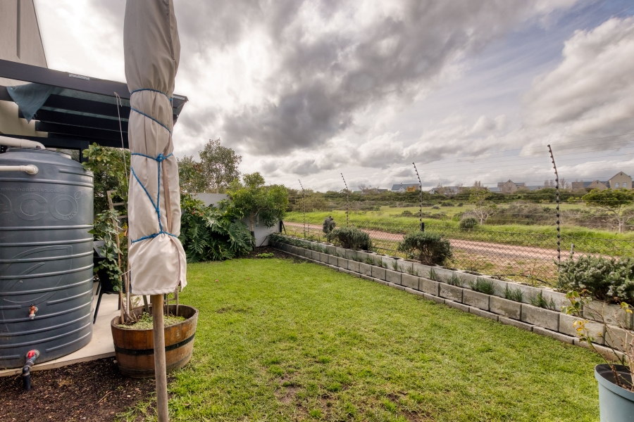 To Let 4 Bedroom Property for Rent in Aan de Wijnlanden Western Cape